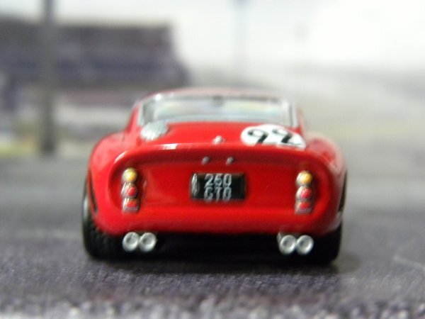即決☆☆ホットウィール ルース Ferrari 250 GTO プレミアムモデル メタルシャーシ リアルライダー HW_画像5