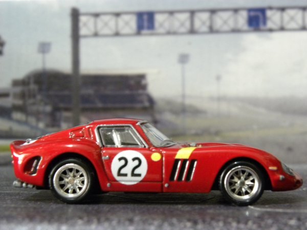 即決☆☆ホットウィール ルース Ferrari 250 GTO プレミアムモデル メタルシャーシ リアルライダー HW_画像7