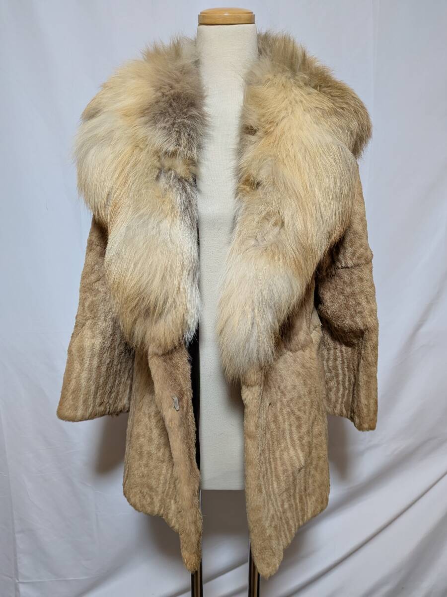 【11K-25】◆リアルファー＆ゴールデンフォックス襟◆ハーフ丈◆高級毛皮コート_画像1