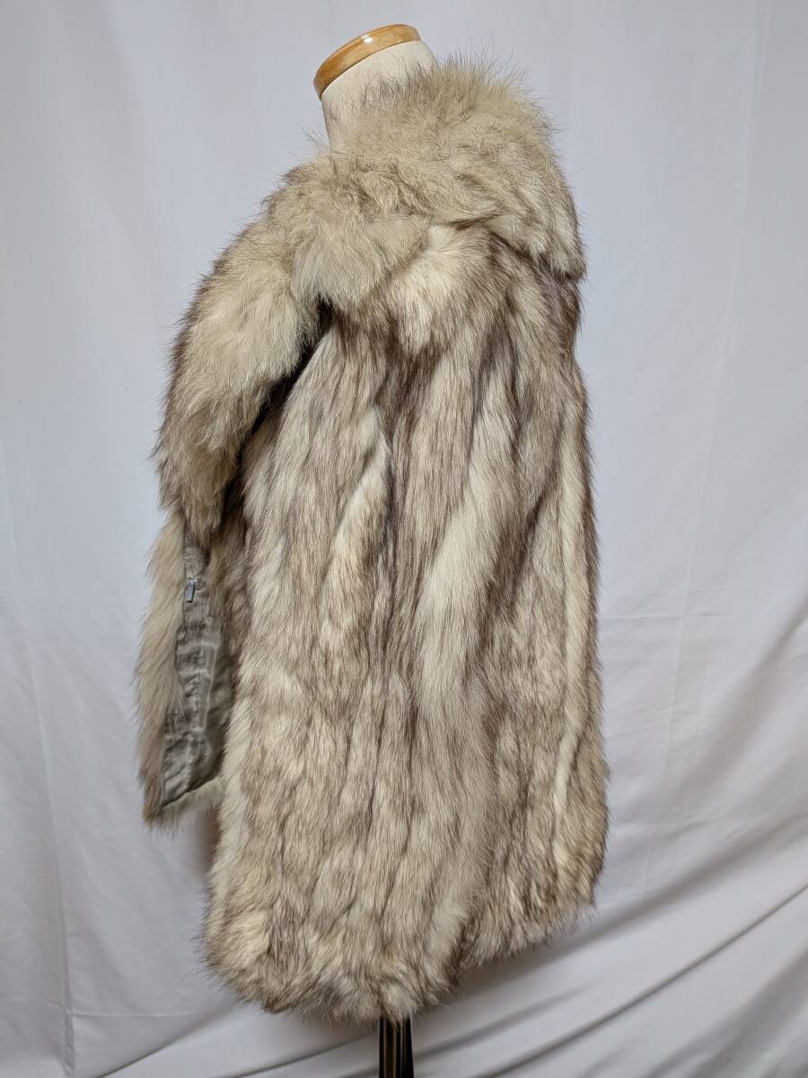 【11K-53】◆ブルーフォックス◆ハーフ丈◆高級毛皮コート_画像5