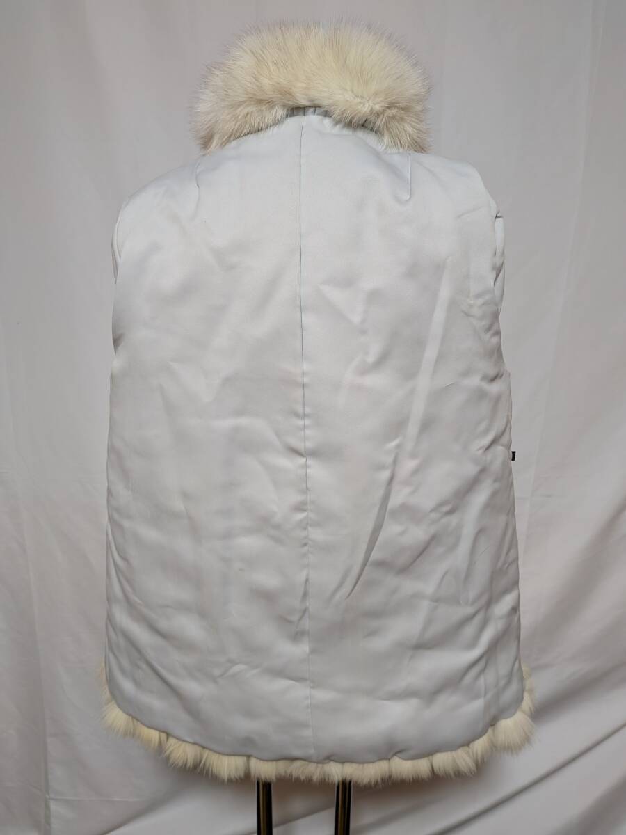 【11K-75】ボリューム袖！ブルーフォックス リアルファーコート★段々デザイン_画像7