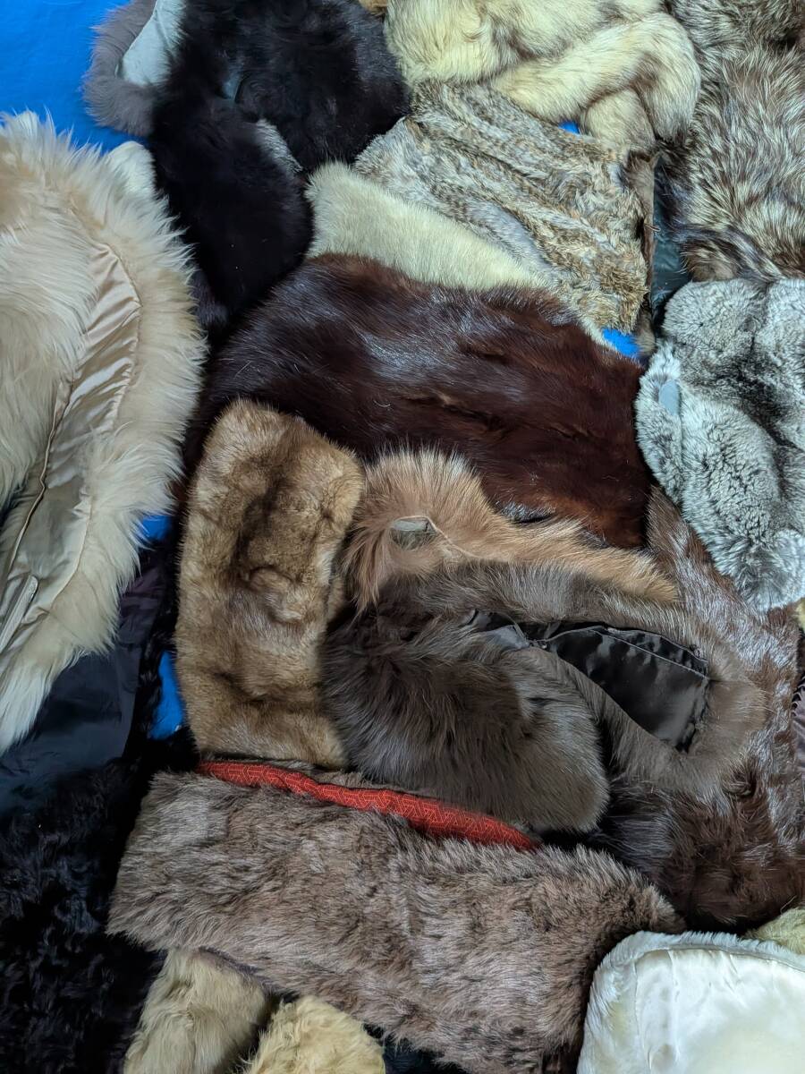 【No-27】■1円~売り切り■毛皮の卸売り■フリマ出品■リアルファー■マフラー・ショール(材料用含)等小物■複数点セット_画像7