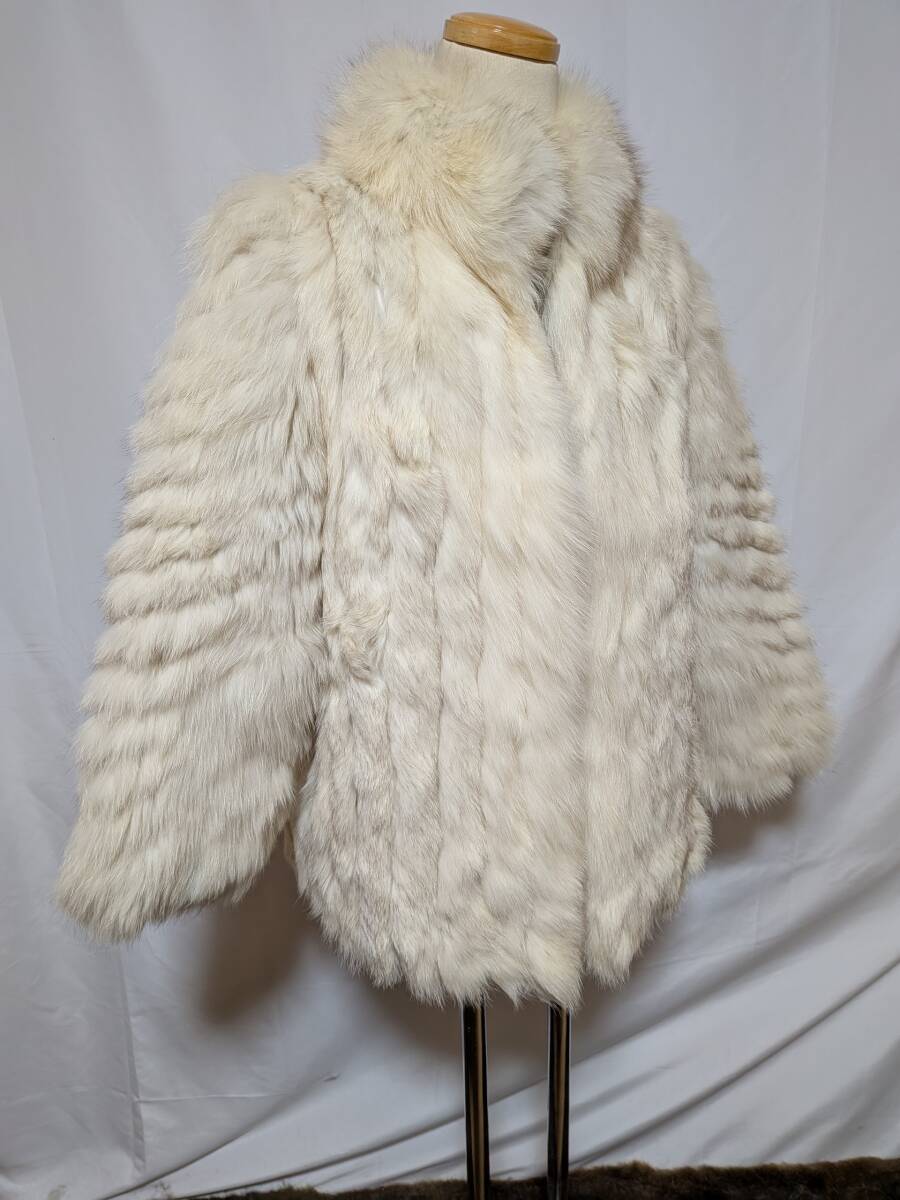 【11K-93】◆SAGA FOX◆ブルーフォックス◆リアルファーコート◆ボリューム袖◆エレガント_画像2