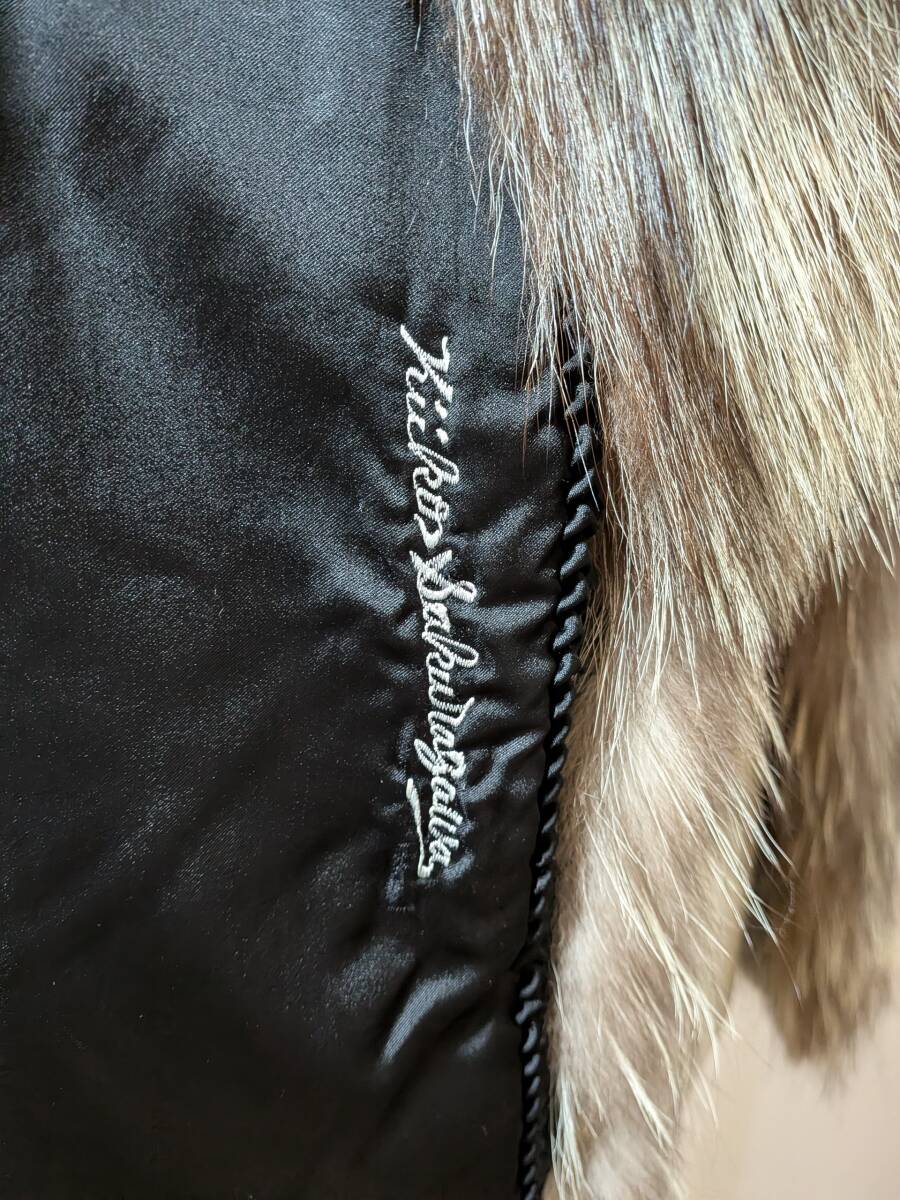 【11K-3】煌めく毛並み◆シルバーフォックス◆リアルファーコート◆圧倒的な存在感と気品_画像8