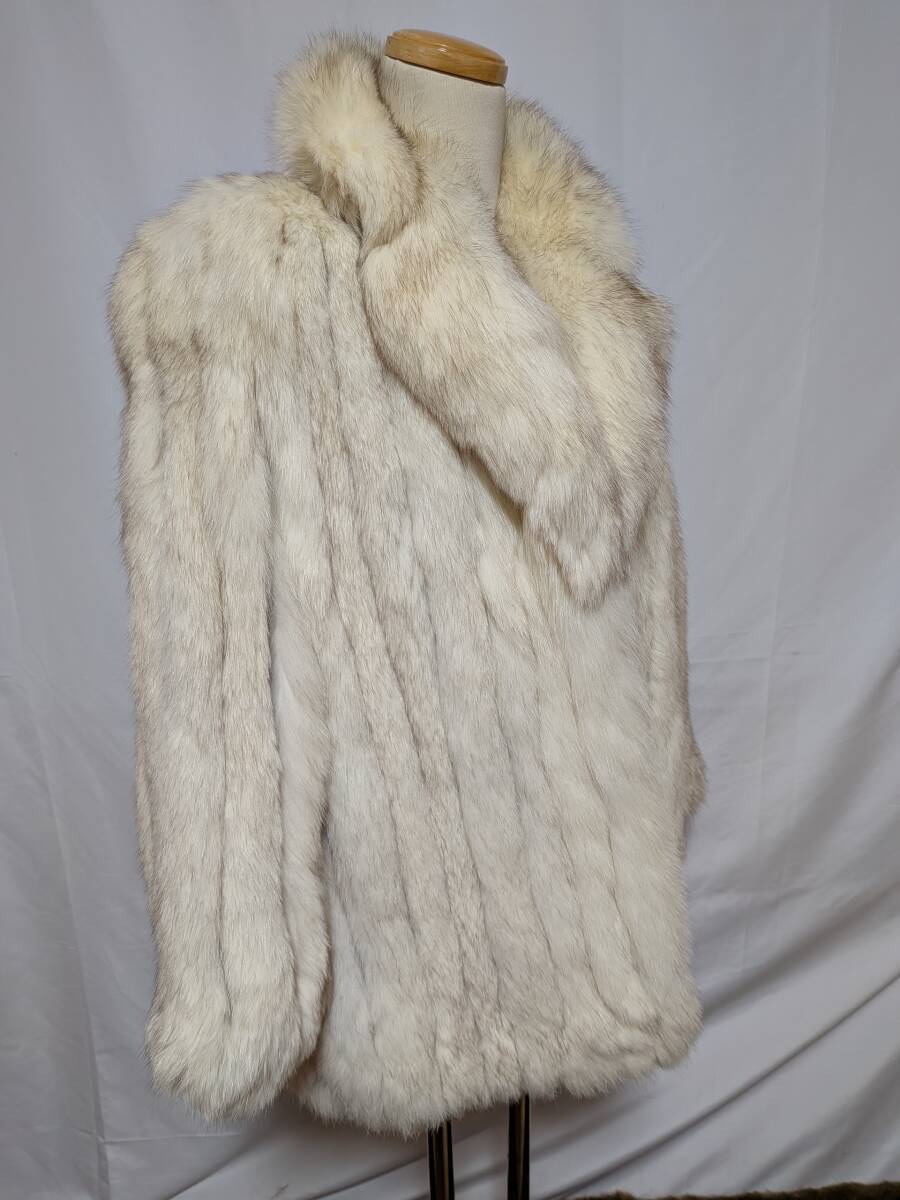 【11K-50】圧倒的なボリューム◆ブルーフォックス◆リアルファーコート◆FUR FLASH◆エレガント_画像2