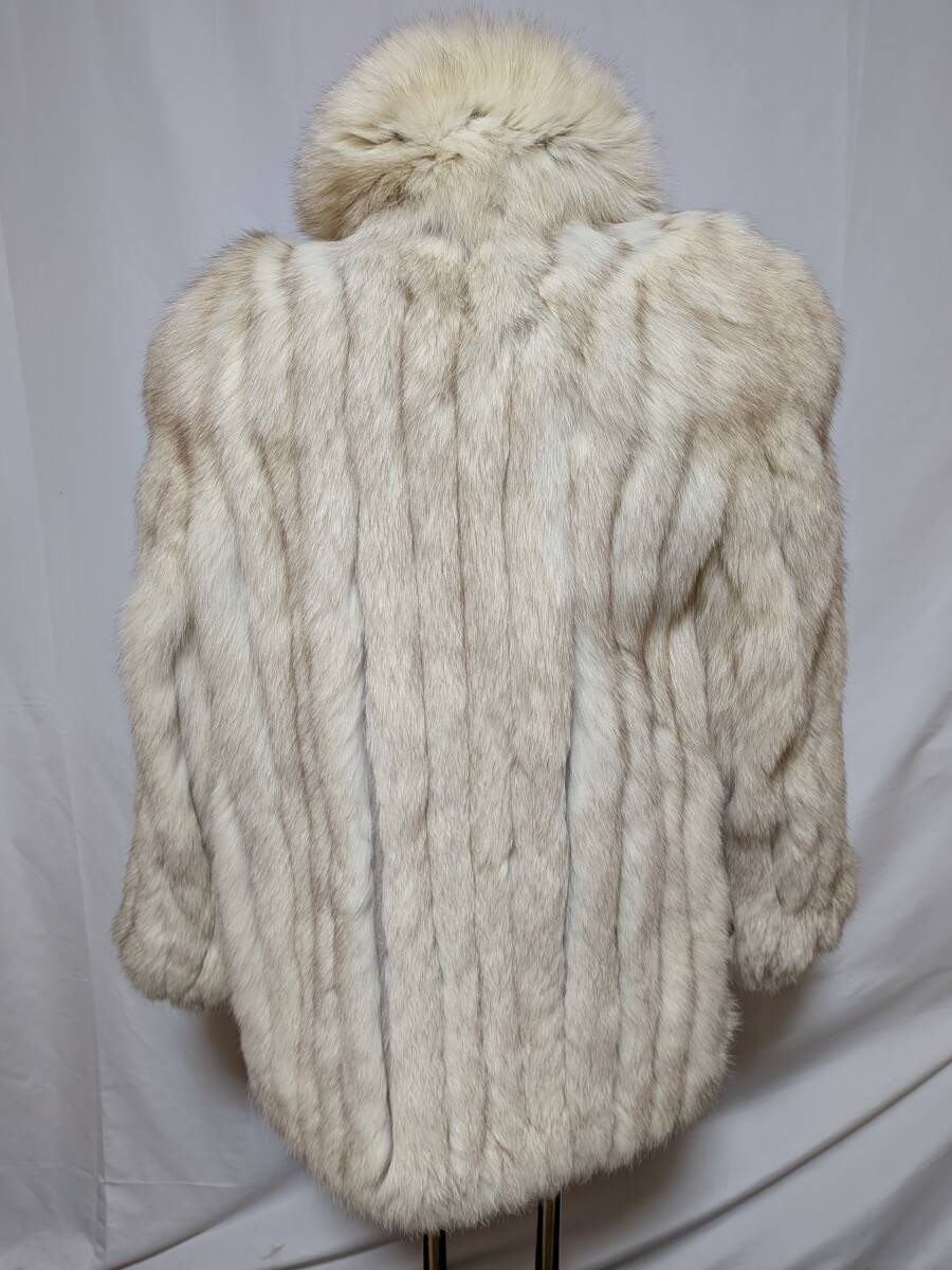 【11K-50】圧倒的なボリューム◆ブルーフォックス◆リアルファーコート◆FUR FLASH◆エレガント_画像4