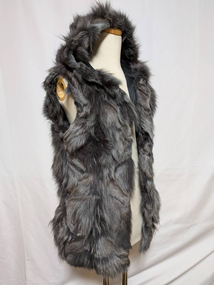 【11K-15】YVES SALOMON◆ブルーフォックス◆ファーベスト◆ラグジュアリー_画像2
