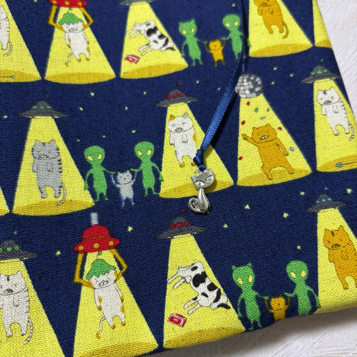 【単行本サイズ】UFO猫×ネコチャーム_画像4