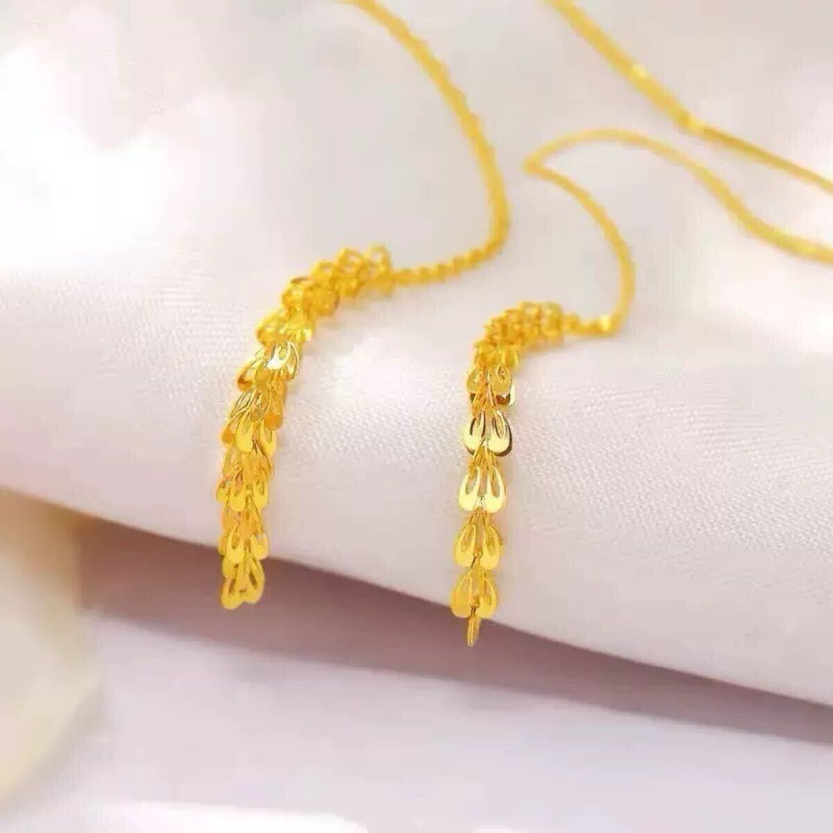 K18金　チェーンピアス　イエローゴールド　キラキラ　ロングチェーン　カジュアル　おしゃれ_画像2