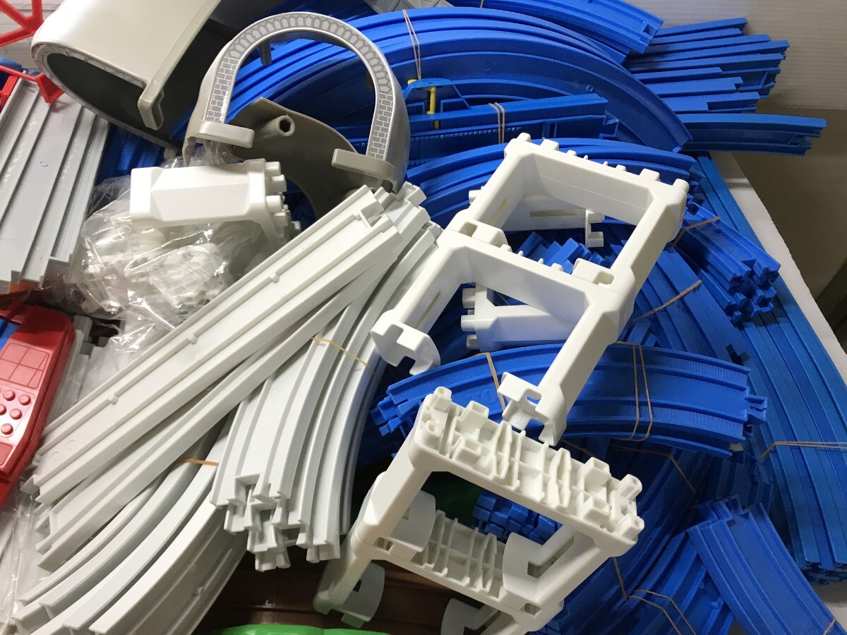 P/★/プラレール/きかんしゃトーマス/大量おまとめセット/レール/どきどきマウンテン/トンネル/ジャンク品/約11.5kg/P11.4-71加_画像7