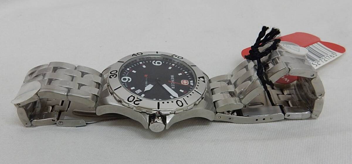 【未使用動作品】★タグ付 WENGER ウェンガー 200M 7217X デイト クォーツ メンズ腕時計 ブラック文字盤 SWISS MADE_画像9