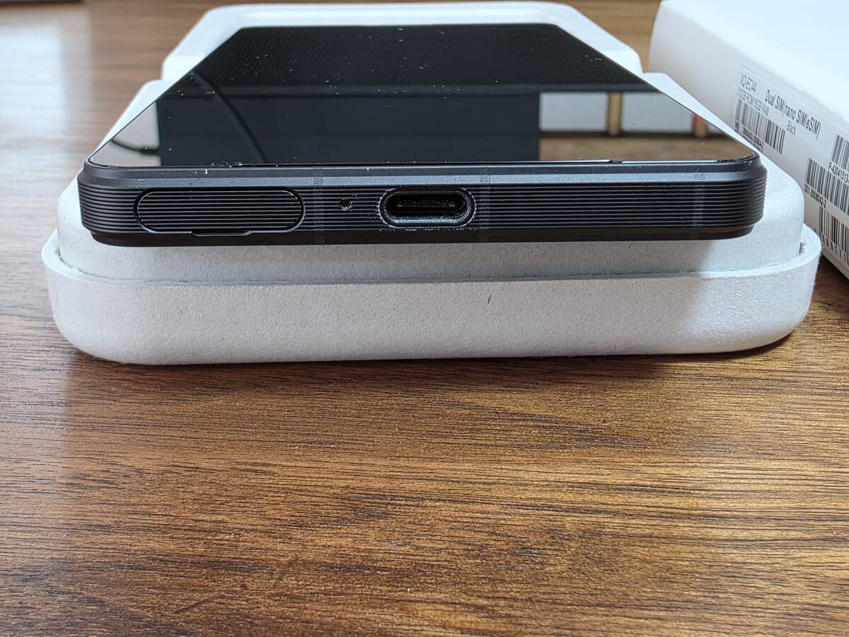 ◆1円スタート・送料無料◆SONY XPERIA 1Ⅵ SIMフリー XQ-EC44 512GB ROM/16GB RAM ブラック　動作確認済み・おまけ付き_画像4
