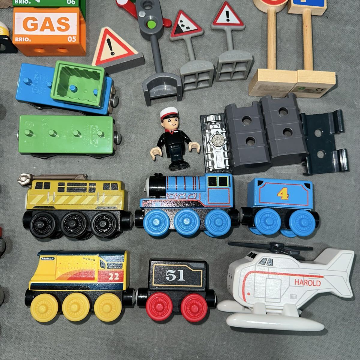 木製おもちゃ まとめ売り BRIO ブリオ ラーニングカーブ イケヤ 電車 トラック 車 トーマス ディーゼル レベッカ ハロルド など (80size_画像5