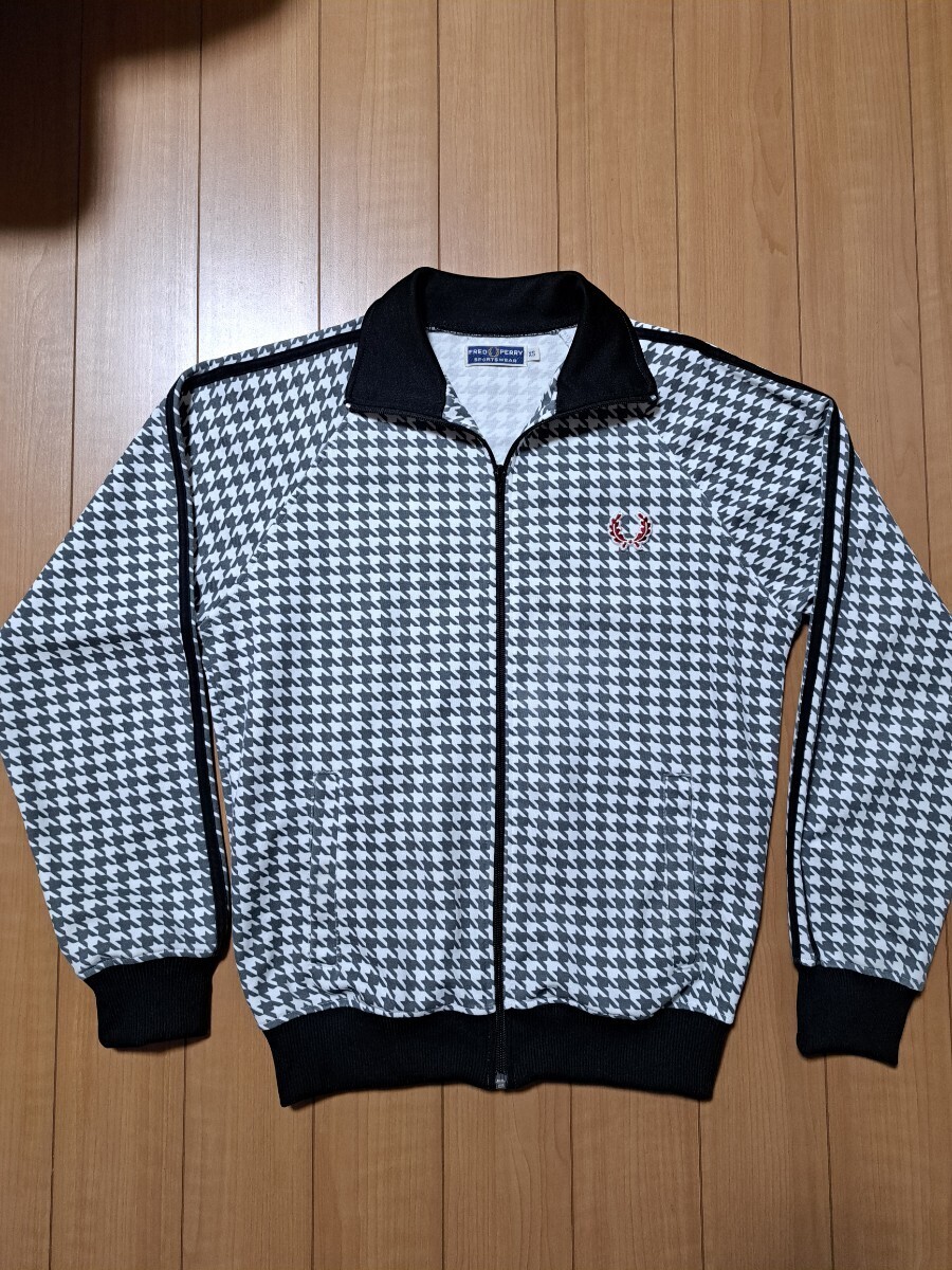 Fred Perry спортивная куртка тысяч птица .. Fred Perry спортивная куртка тысяч птица ..