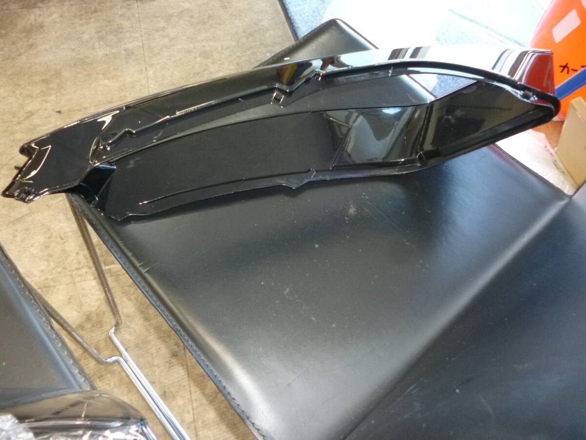 アウディ Q3 ヘッドライト カバー 左右セット_画像3