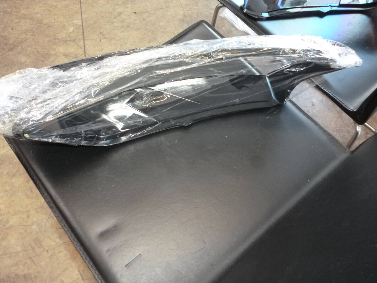 アウディ Q3 ヘッドライト カバー 左右セット_画像4