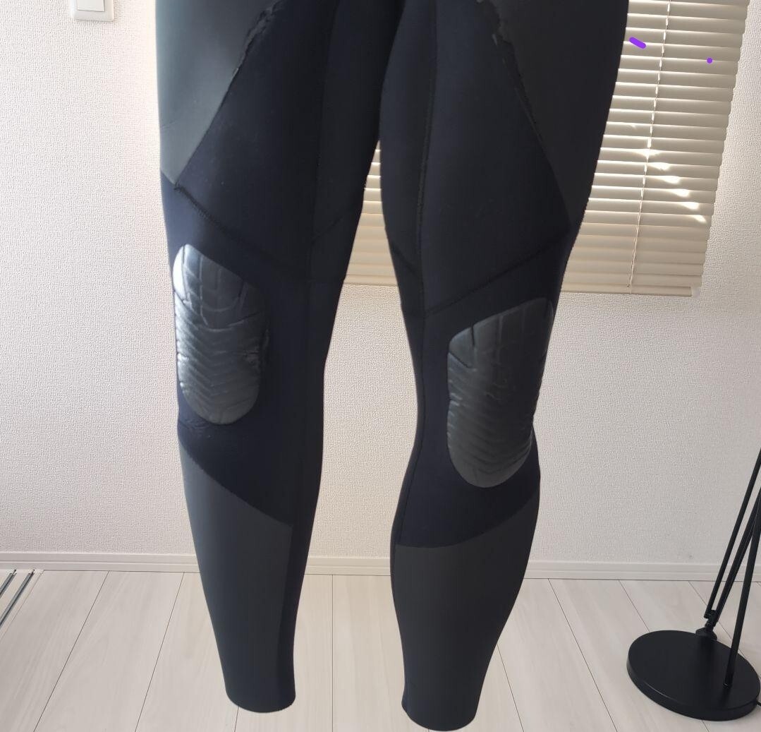 ★大人気メーカー　BILLABONG　ビラボン　ウェットスーツ　 ロングチェストジップ　セミドライ 　裏起毛 　美品★_画像2