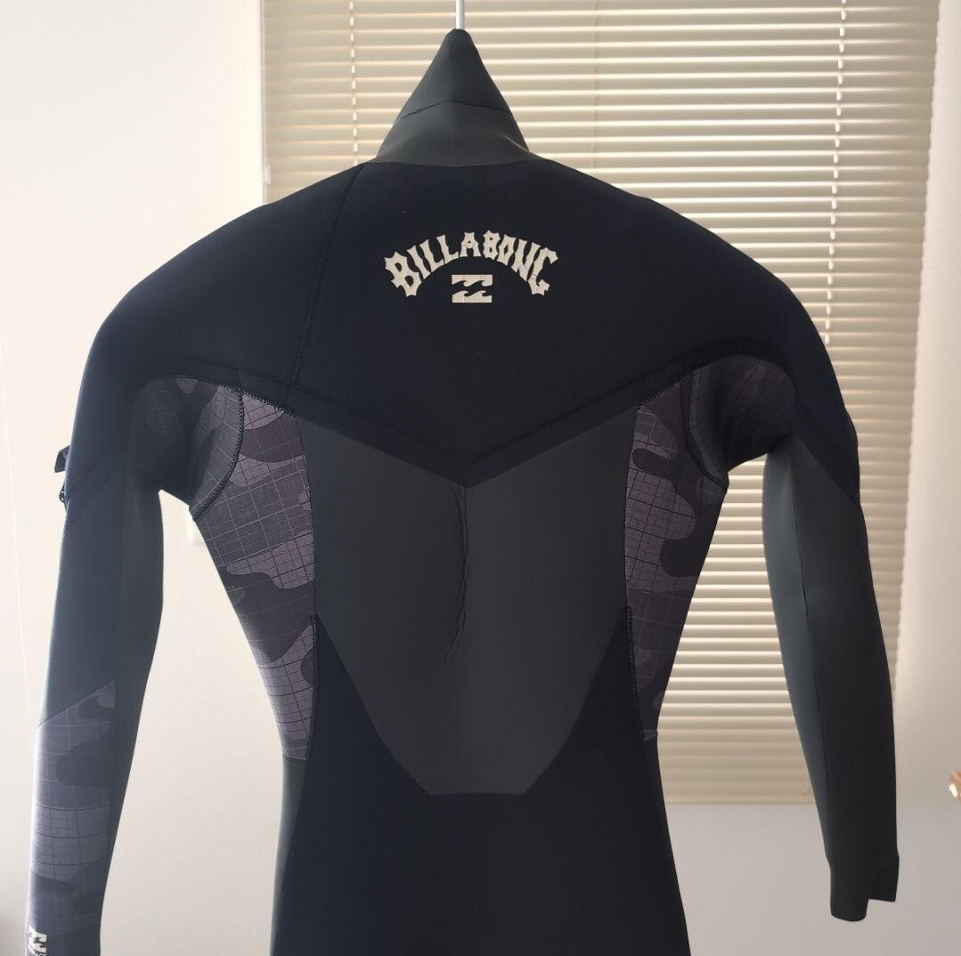 ★大人気メーカー　BILLABONG　ビラボン　ウェットスーツ　 ロングチェストジップ　セミドライ 　裏起毛 　美品★_画像3