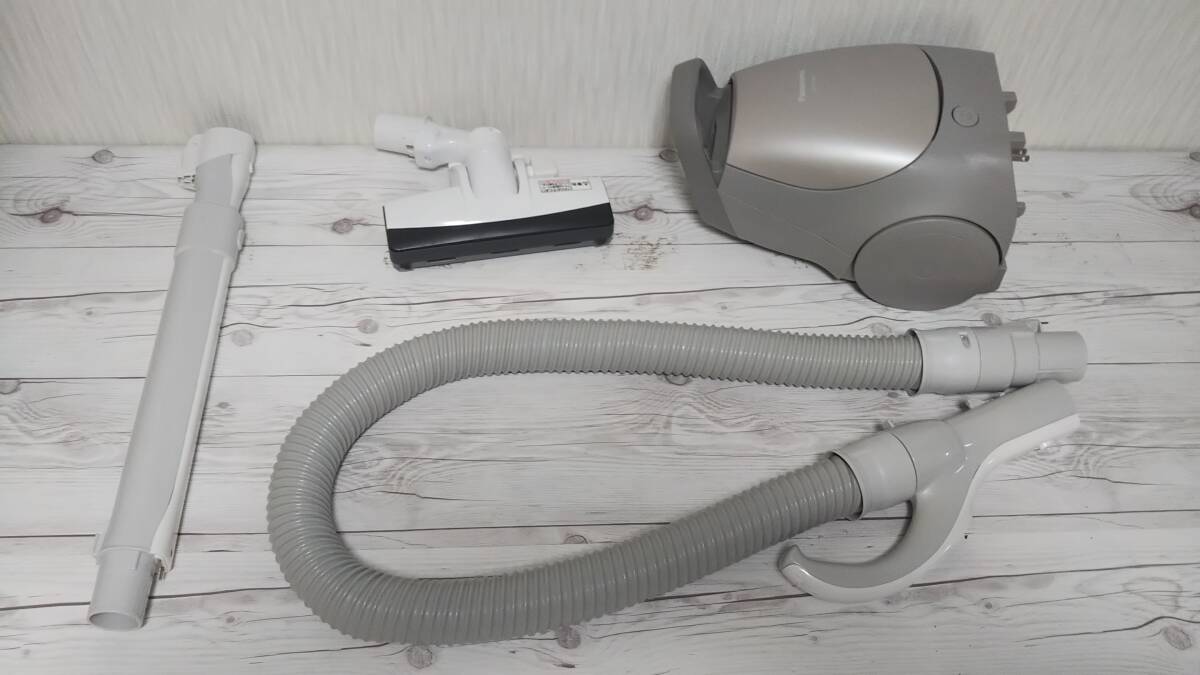 ◇Panasonic/MC-PJ20G/キャニスター型紙パック式掃除機/通電確認済/動作確認済/中古品/2021年製/GI-6185_画像1