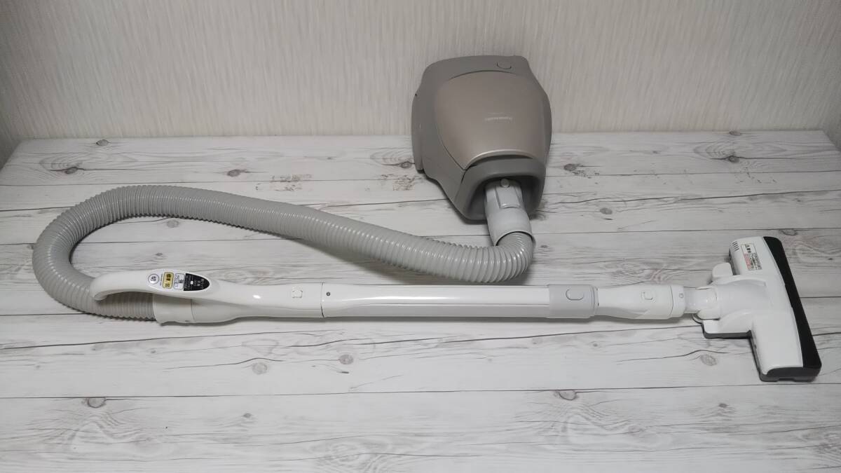 ◇Panasonic/MC-PJ20G/キャニスター型紙パック式掃除機/通電確認済/動作確認済/中古品/2021年製/GI-6185_画像2