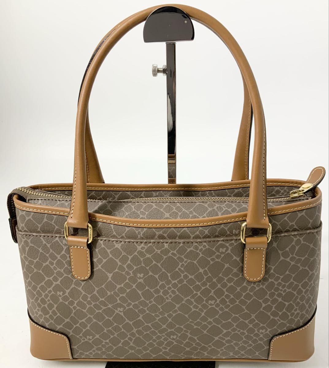 【15】ハンドバッグ　トートバッグ　ニナリッチ　NINA RICCI　アニマル柄　レディース　ブラウン系　レザー　ロゴ金具　オールド　中古_画像2