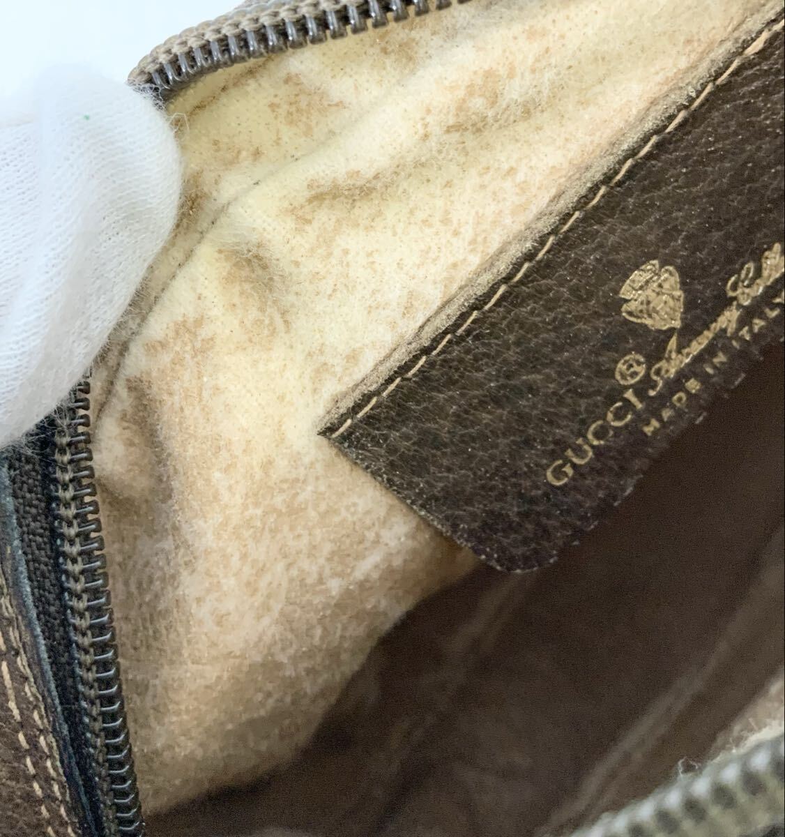 【15】ショルダーバッグ 斜めがけカバン オールドグッチ GUCCI 156.02.066 GGプラス シェリーライン レディース ベージュ系 中古_画像9