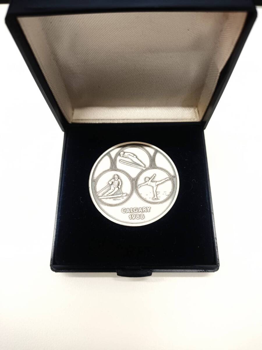 ●○【超希少品】国内流通無し!1988 カルガリーオリンピック ドイツ産純銀記念メダル!○●_画像2