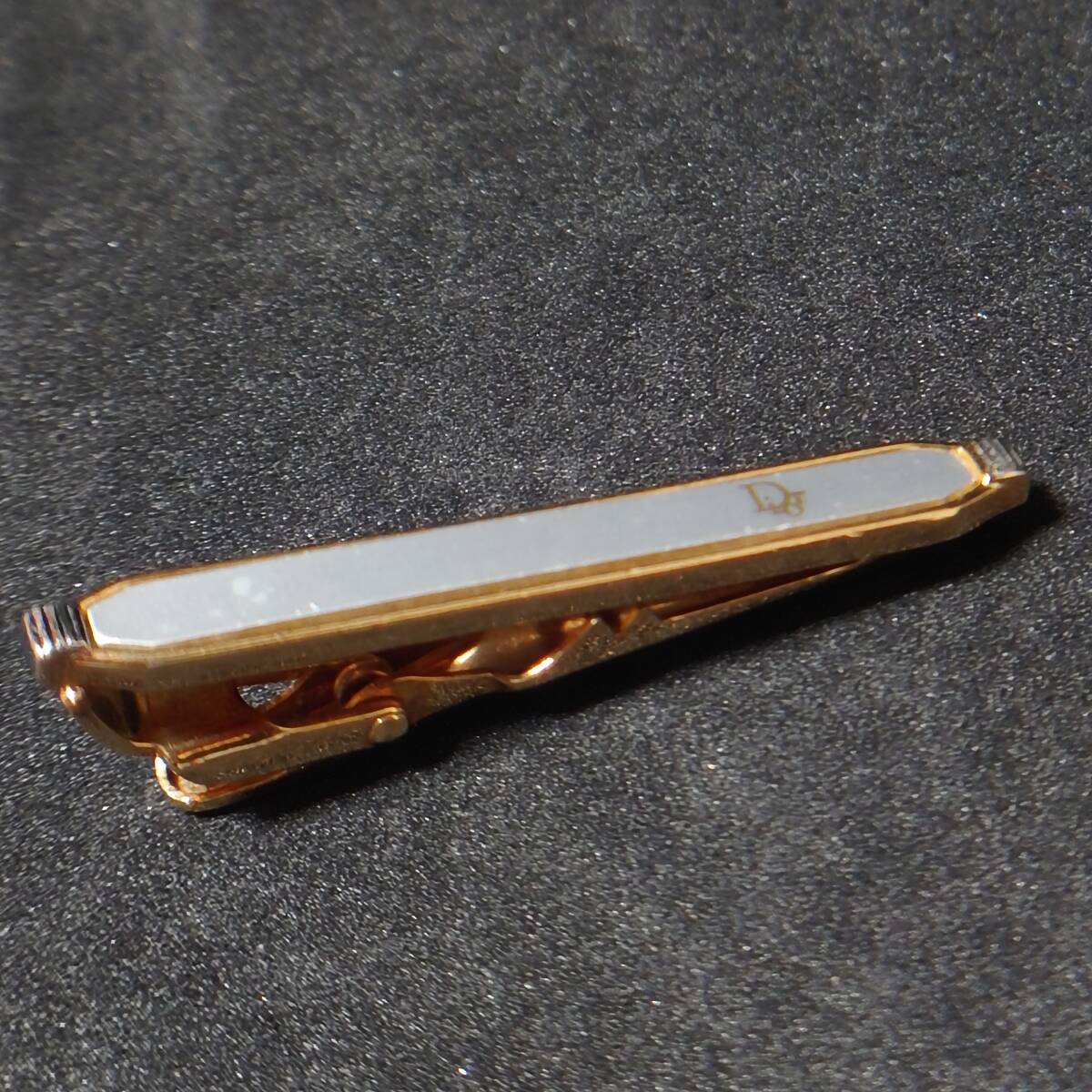 * комплект *Dior Dior Logo запонки кнопка & галстук булавка Gold / серебряный Christian Dior булавка для галстука Thai балка формальный труба B14B18