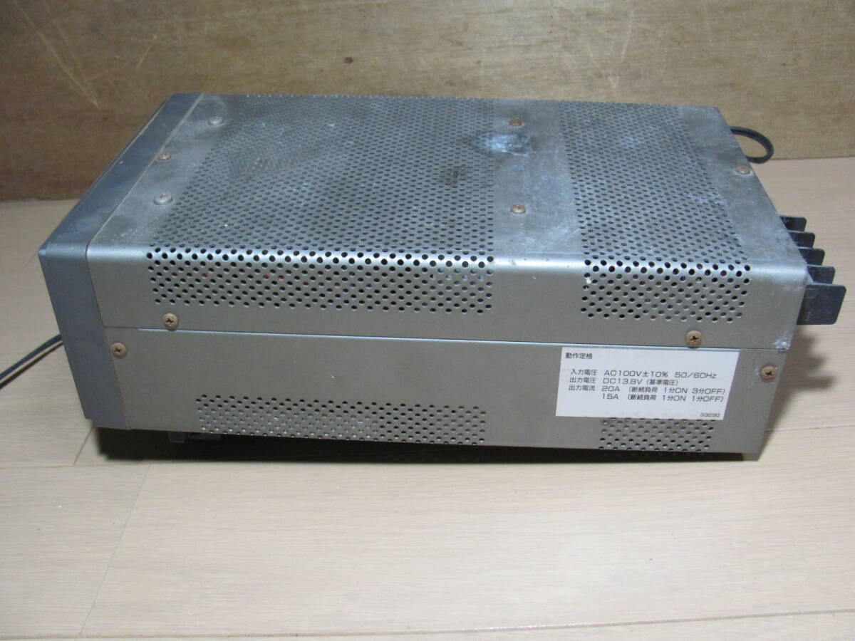 ケンウッド　DCパワーサプライ　PS-32　電源装置_画像3