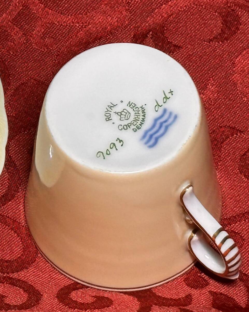 A レア　ロイヤルコペンハーゲン　カップ＆ソーサー、マリアージュ　ハンドペイント　朱色単色の神話図　ミソロジー　ヨーロッパ_画像7