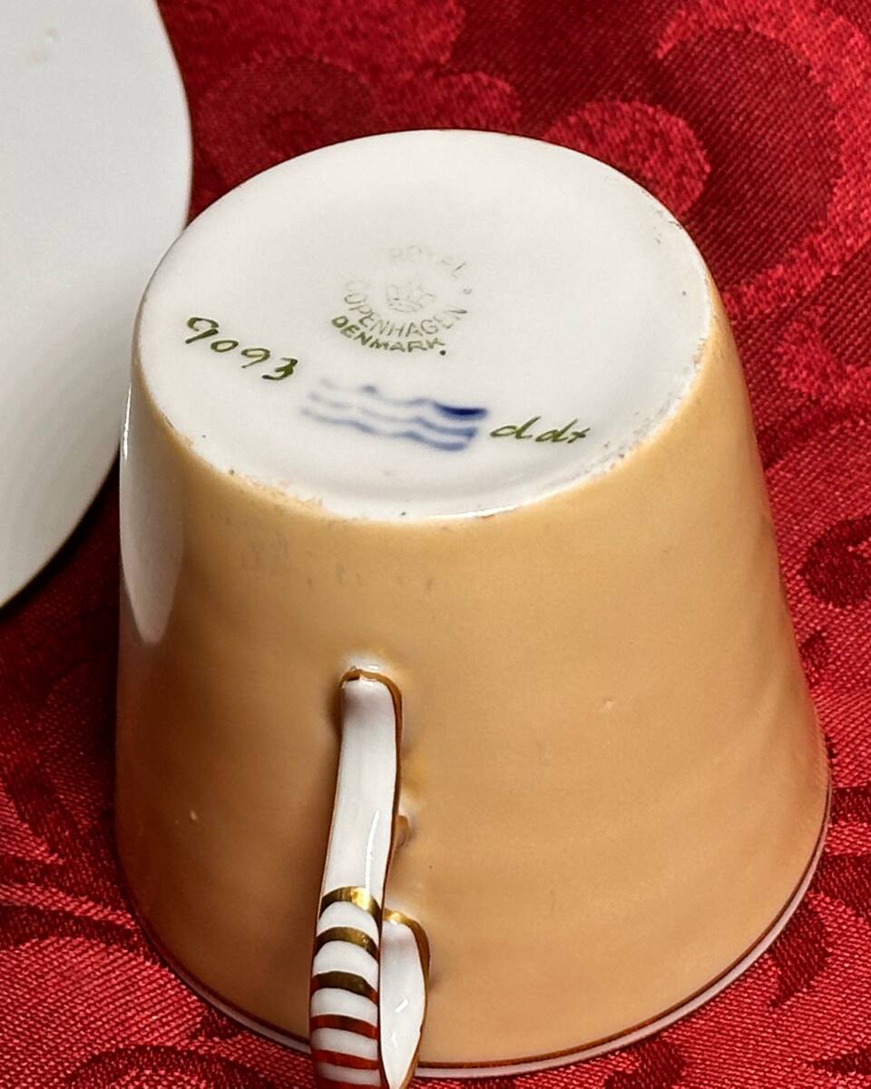 B レア　ロイヤルコペンハーゲン　カップ＆ソーサー、マリアージュ　ハンドペイント　朱色単色の神話図　ミソロジー　ヨーロッパ_画像7