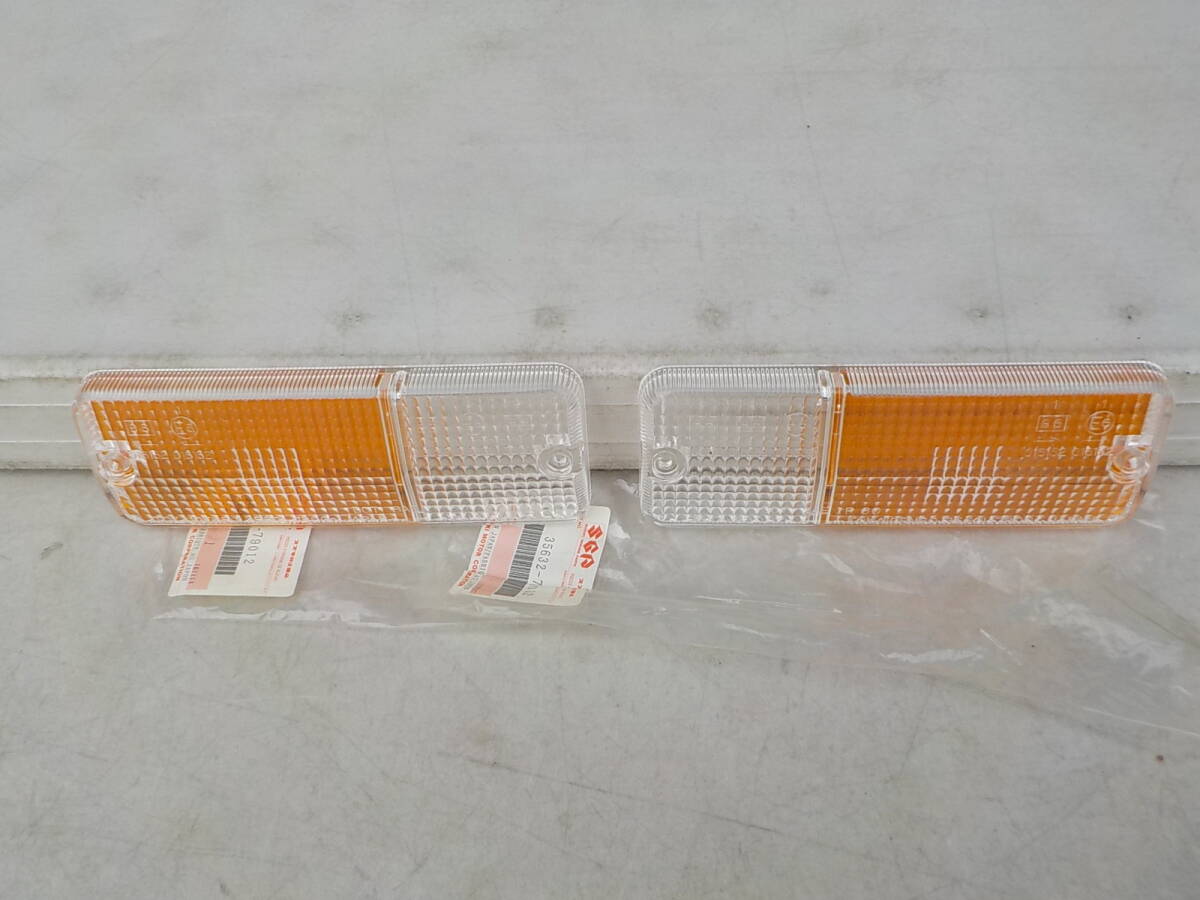 スズキ キャリイ ST30 輸出用 フロントレンズ 左右セット 純正新品 当時物 フロンテ アルト SS30 SS40 ジムニー SJ30 ST40 SUZUKI JIMNY_画像3