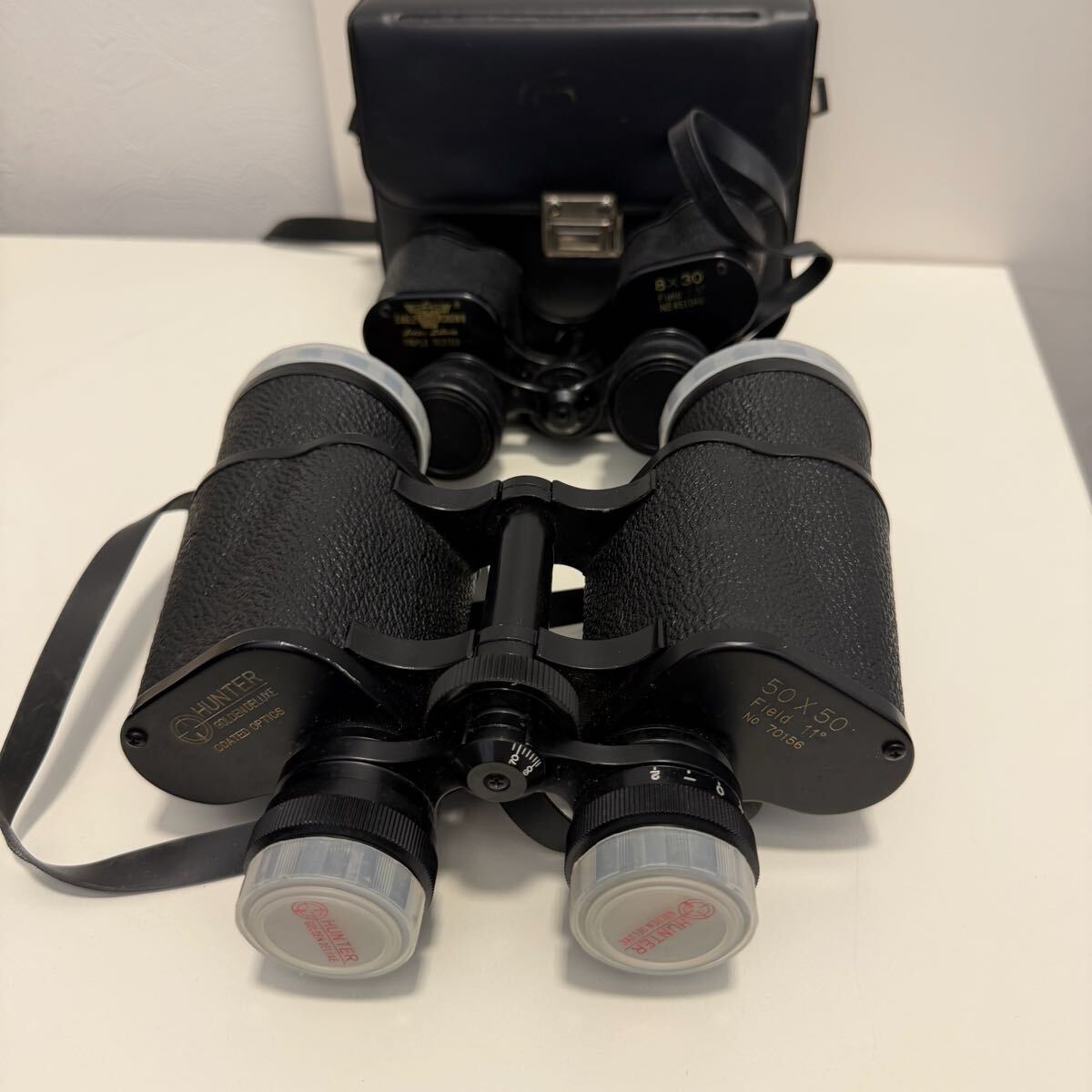 【2点・まとめ】HUNTER 双眼鏡 50×50 EAGLE CROWN 8×30 1点 ケース付き アウトドア レトロ_画像1