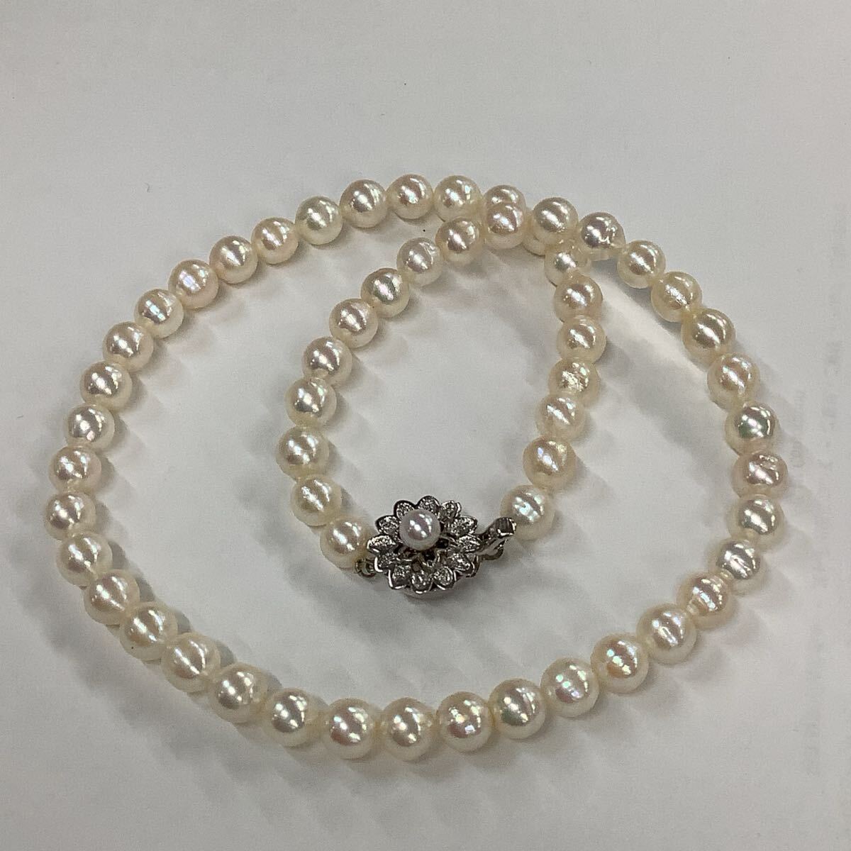 ●ハ2002H◎艷やか本真珠　パールネックレス　43センチ　7-7.5ミリ珠前後　留具SILVER刻印あり　キレイなテリ◎送料込み◎_画像1