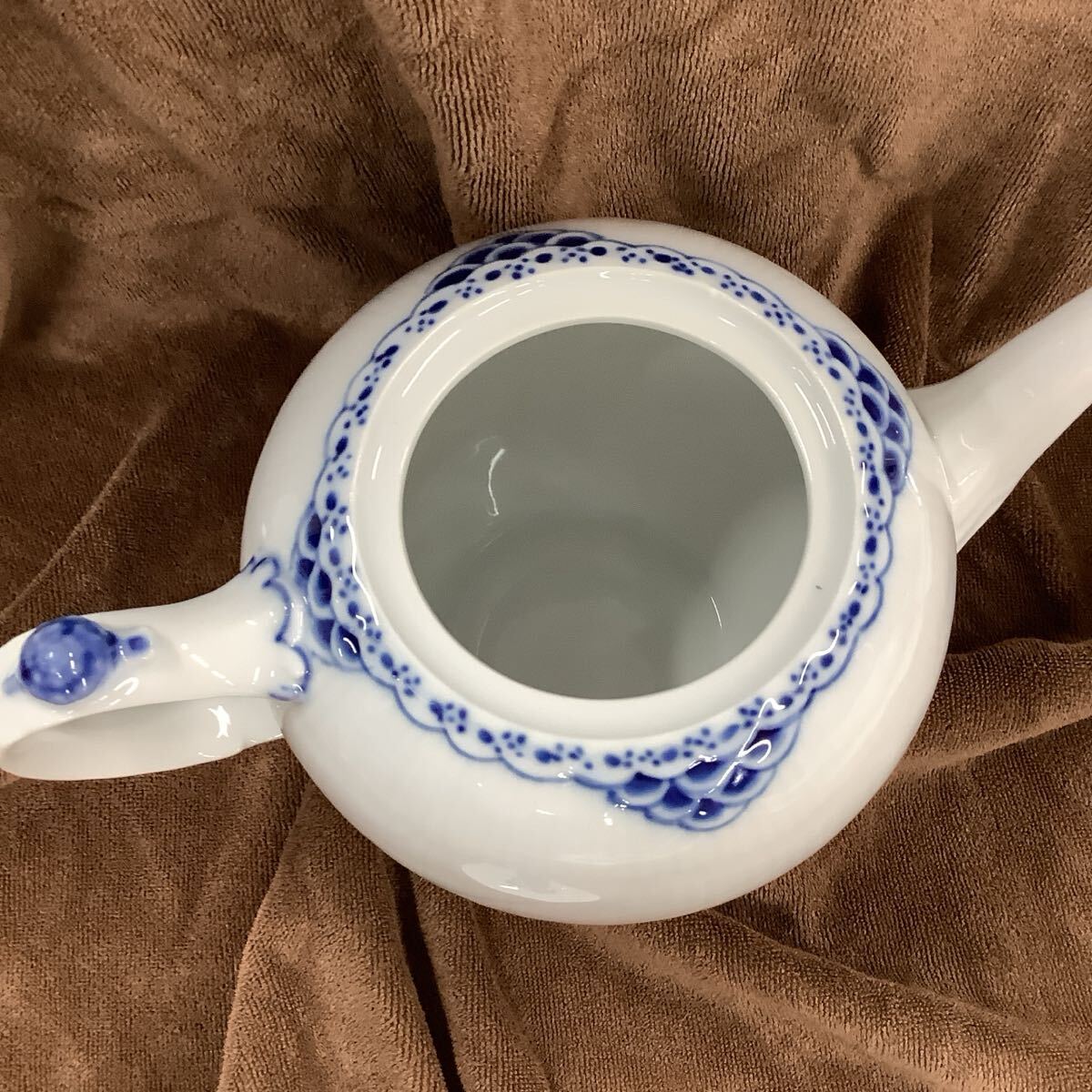 *yu37M*ROYAL COPENHAGEN ( Royal * Copen - -gen) Princess teapot 142/143*