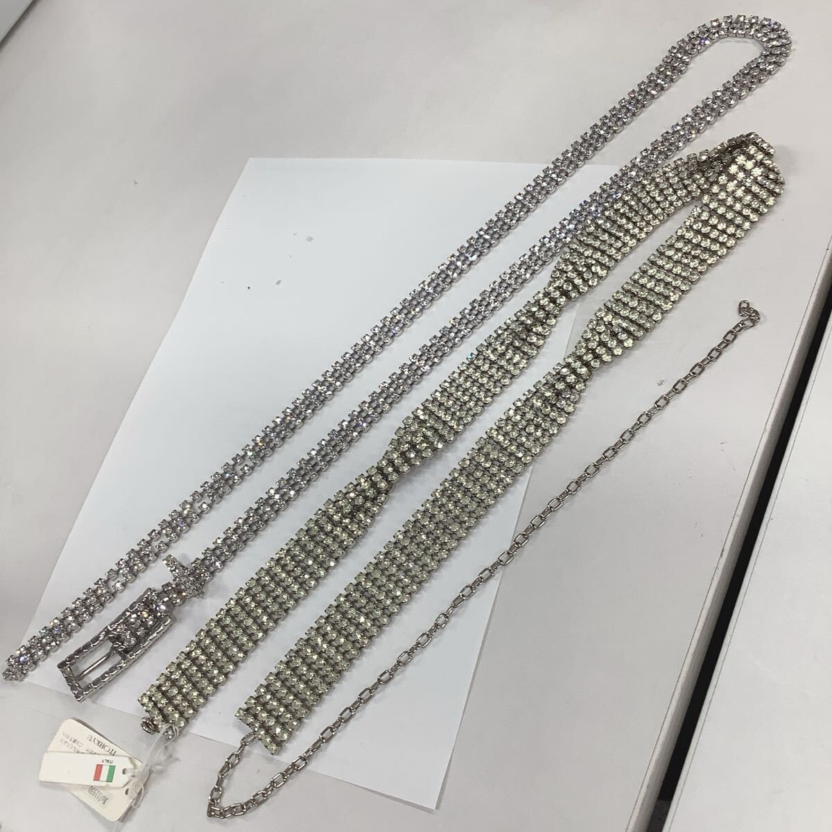 ●ユ2091H◎キラキララインストーン　ベルト風デザインなど　チェーンベルト　2点　社交ダンス・パーティーなどにも◎_画像1