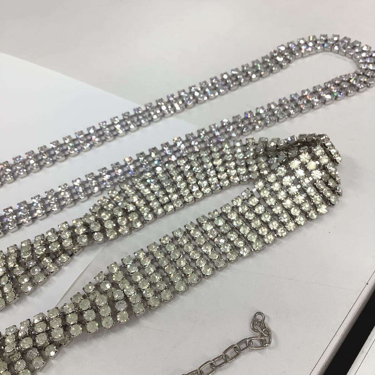 ●ユ2091H◎キラキララインストーン　ベルト風デザインなど　チェーンベルト　2点　社交ダンス・パーティーなどにも◎_画像2