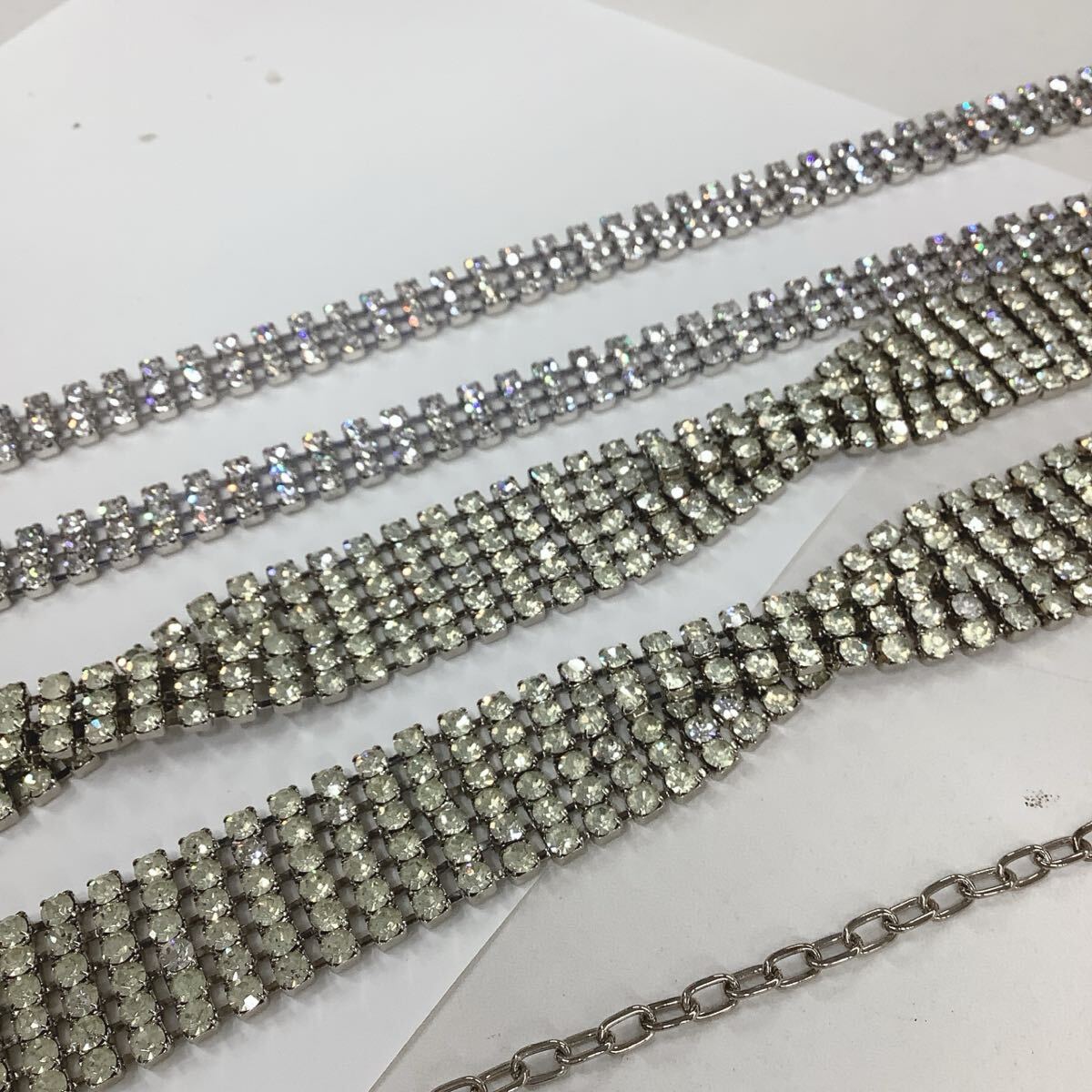 ●ユ2091H◎キラキララインストーン　ベルト風デザインなど　チェーンベルト　2点　社交ダンス・パーティーなどにも◎_画像3