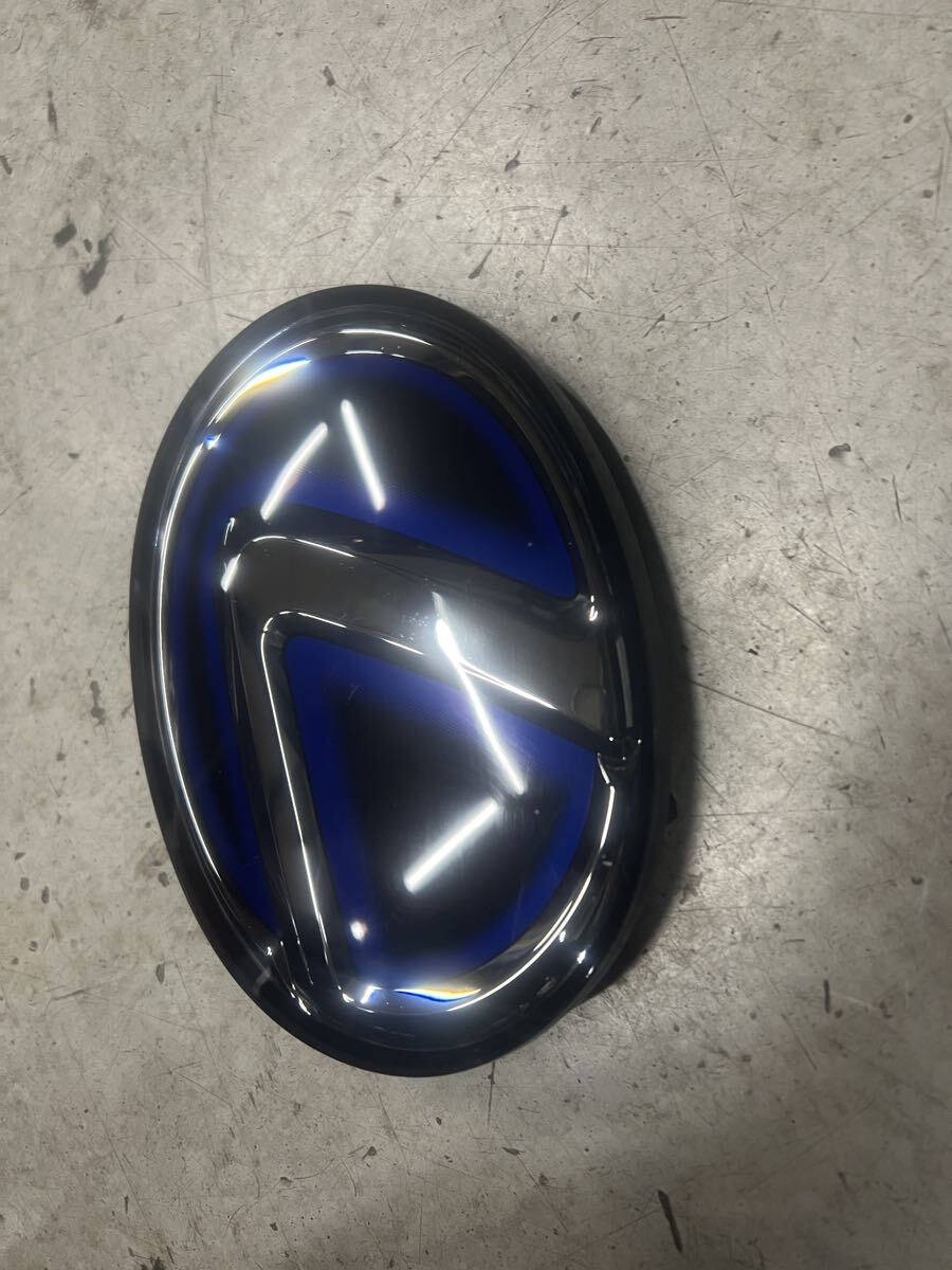 レクサス　 フロント エンブレム LEXUS 53141-40060_画像2