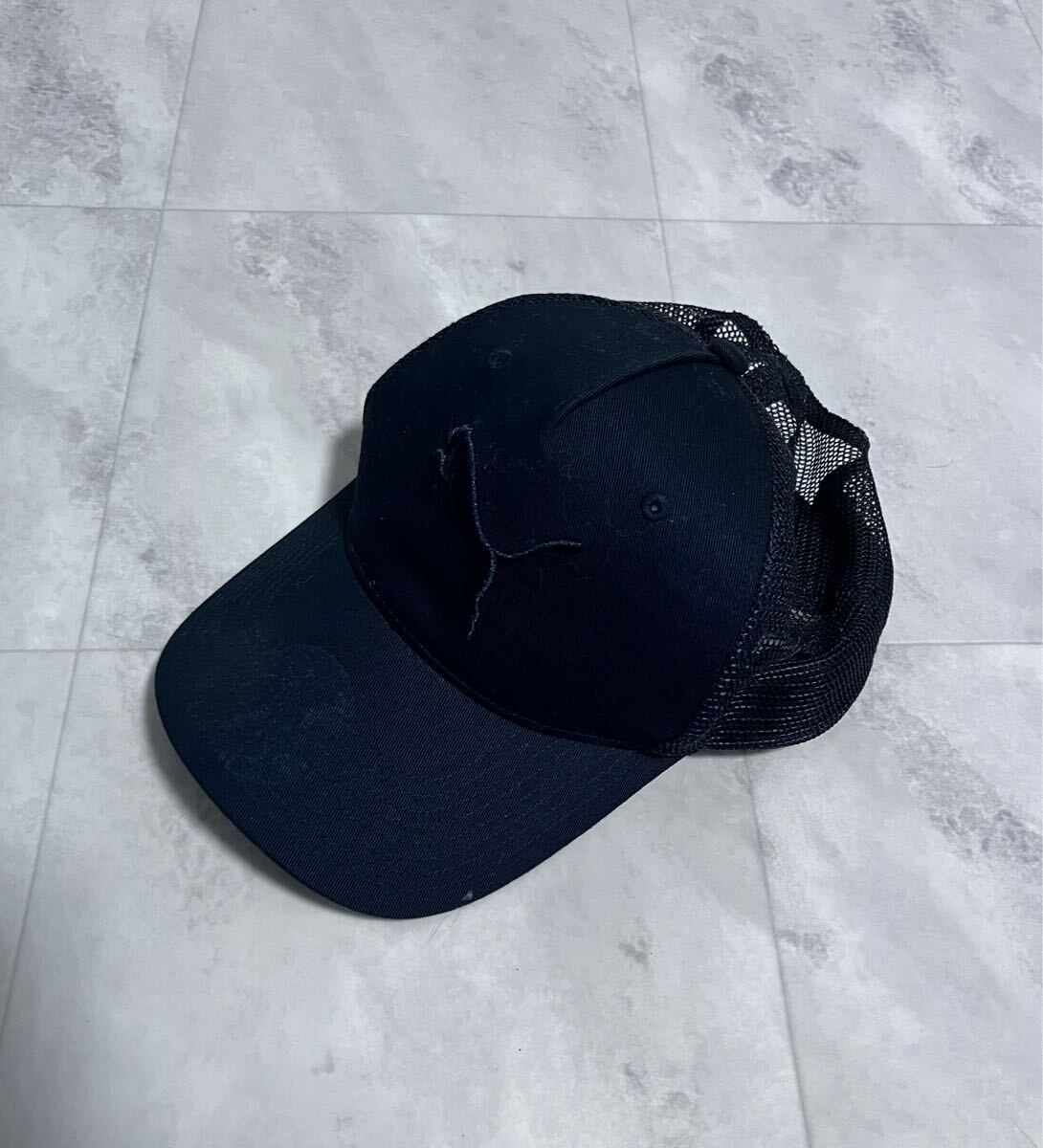 PUMA 　プーマ　キャップ　 プーマ　ブラック　黒　57-60CM 黒 帽子_画像1