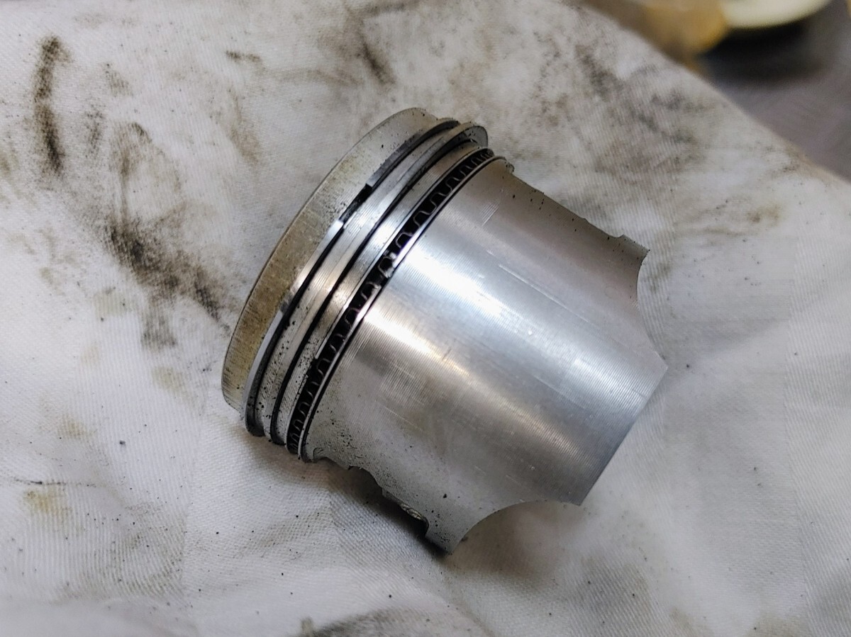 純正部品　ピストン　シリンダー　クランクシャフト　オイルポンプ　モンキー ゴリラ　AB27 Z50_画像7