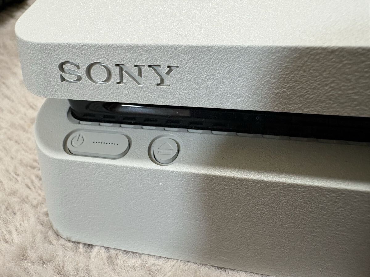 ほぼ未使用品　PlayStation4 CUH-2200A ホワイト PS4 ソニーSwitch_画像6