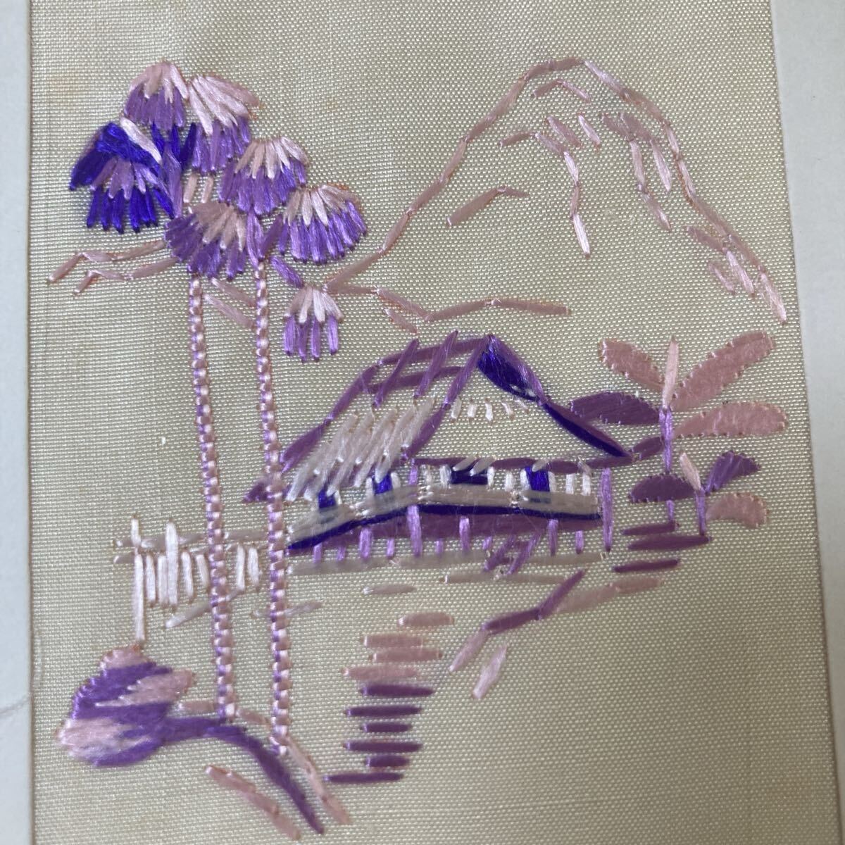 m109.戦前後絵葉書、「XUNHASABA」ベトナム　ハノイ　刺繍絵葉書　希少　2枚_画像5