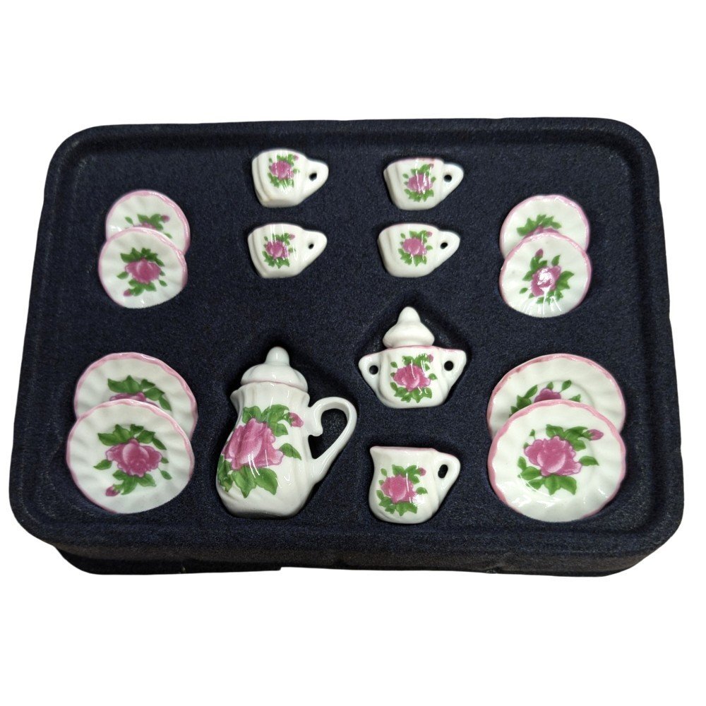 【VAPS_1】ミニチュア ティーセット 1/12スケール 《ローズ柄》 ドールハウス 食器 皿 カップ ティーポット 小物 送込_画像1