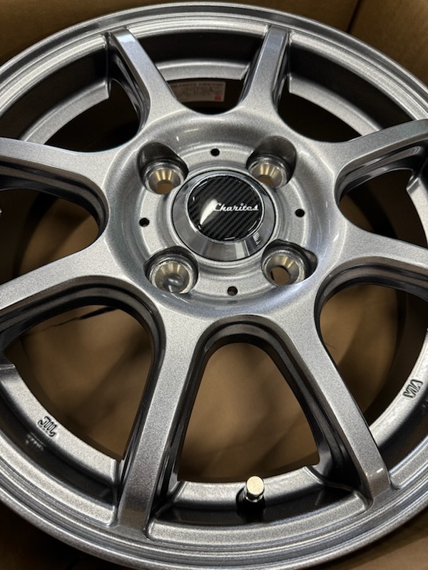 送料込53,800円～ 25年製 ブリヂストン VRX3 155/65R14＆アルミホイールセット ガンメタル 14×4.5J +45 4H100 新品_画像3