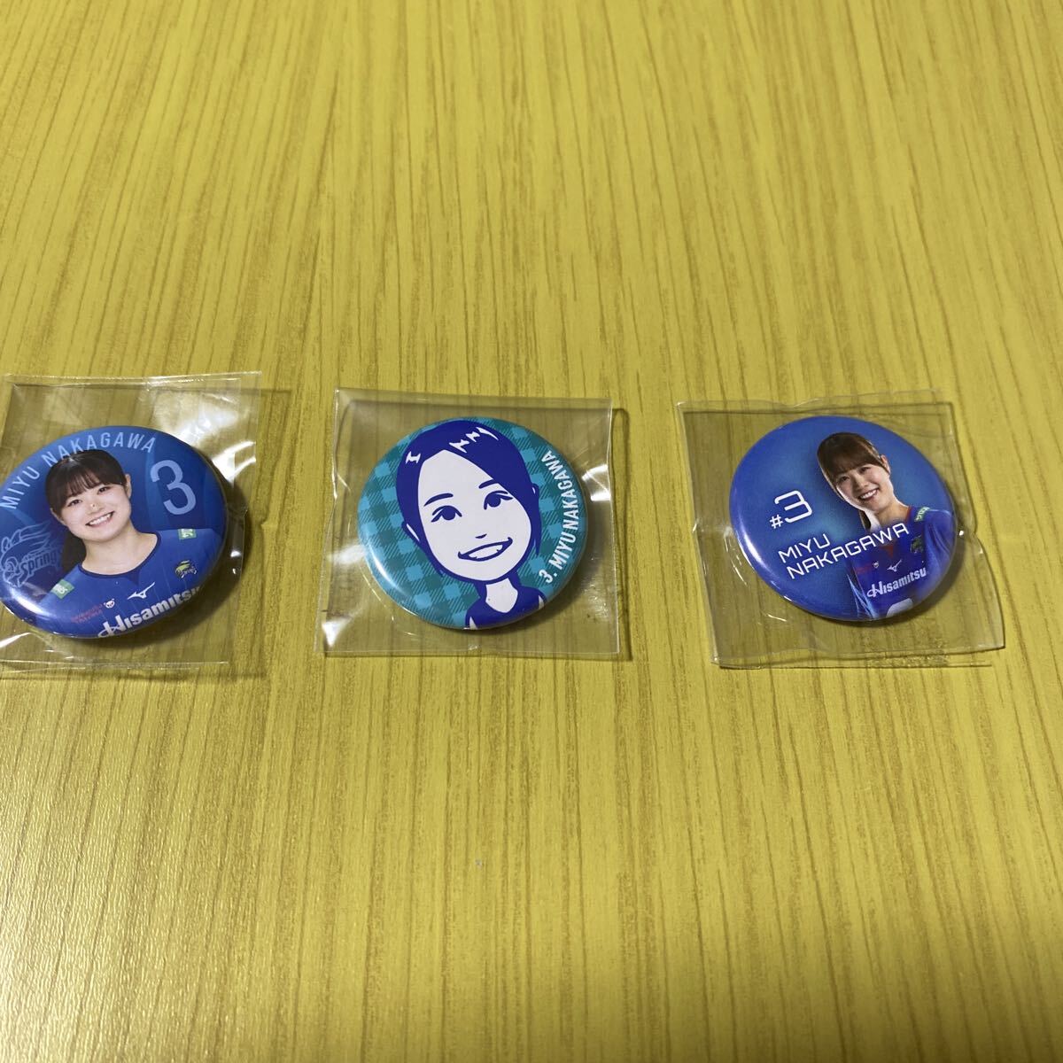 新品！中川美柚選手 SAGA久光スプリングス オリジナル缶バッジ3個セット　黒部アクアフェアリーズ_画像1