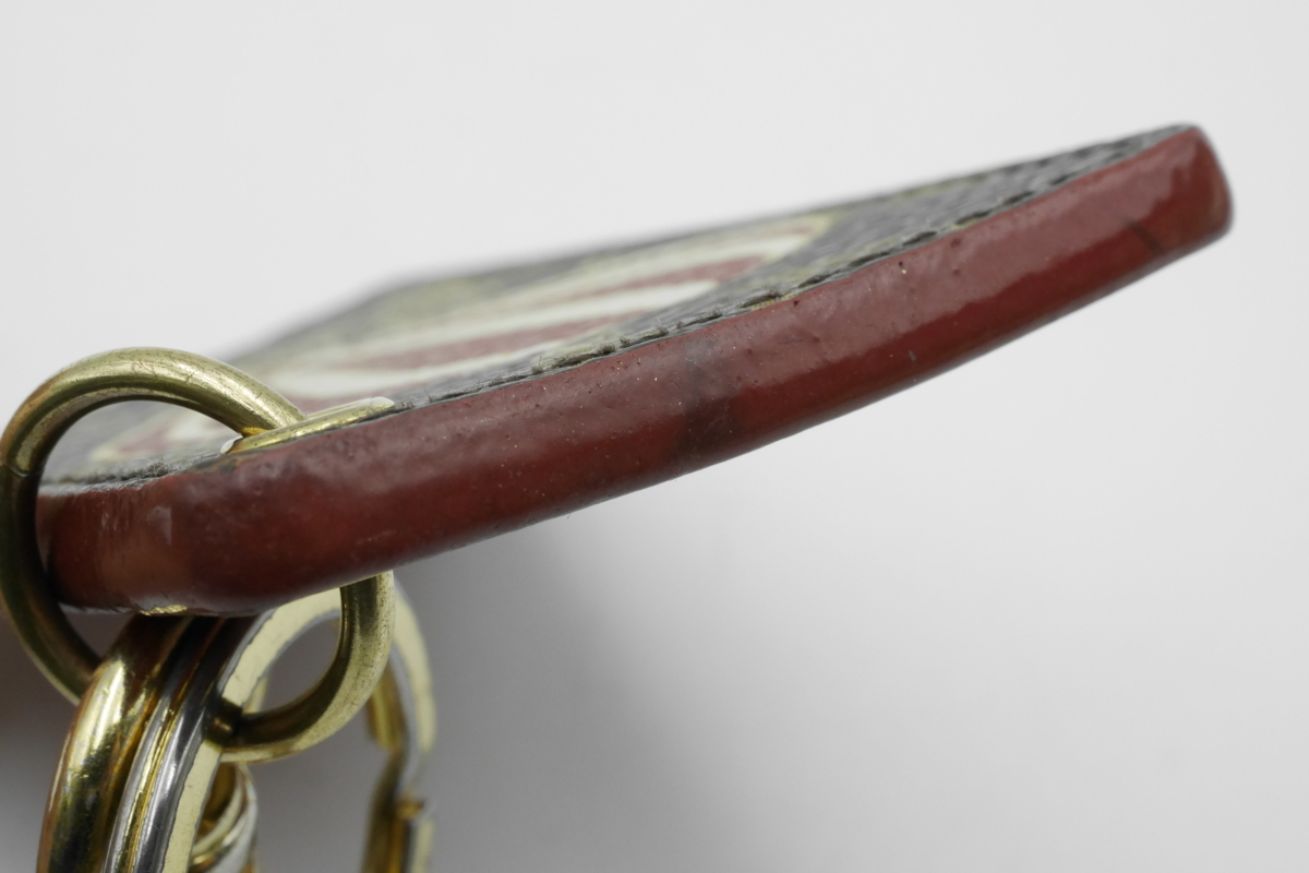  Louis * Vuitton LOUIS VUITTONiryu -тактный re воздушный ba Rune кольцо для ключей M67932 бесплатная доставка 