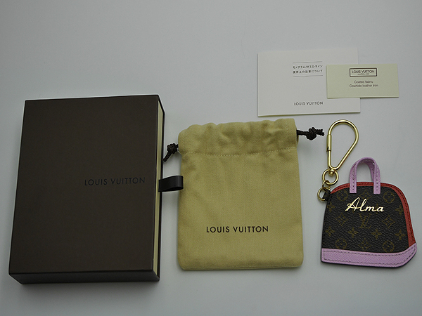  Louis Vuitton LOUIS VUITTONaruma кольцо для ключей M66181