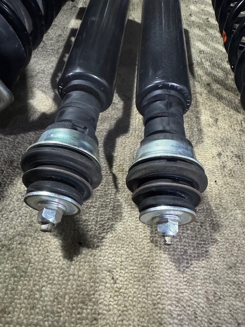 L375S タント 純正 サスペンション ストラット ショック 9.1万km台 1台分 48510-B2801 ☆引き取り歓迎☆送料は商品説明欄に記載☆即決_画像5