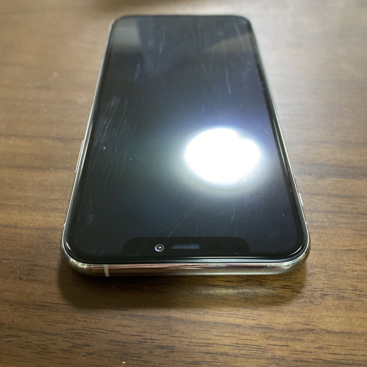 iPhone iPhone11 Pro シルバー ほぼ完璧に不都合カ所は修理済み 激安 売り切り_画像4